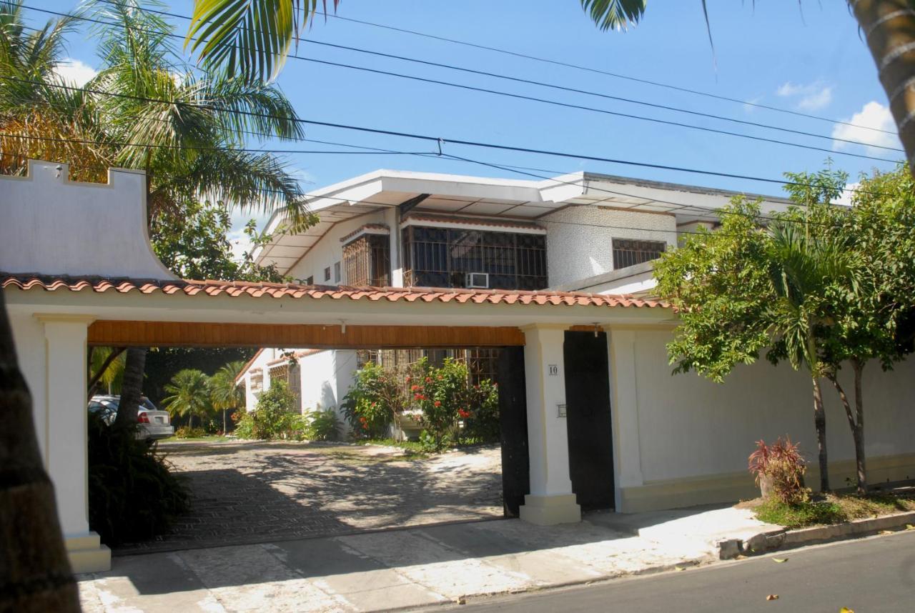 Hotel Santa Elena Antiguo Cuscatlán Exterior foto